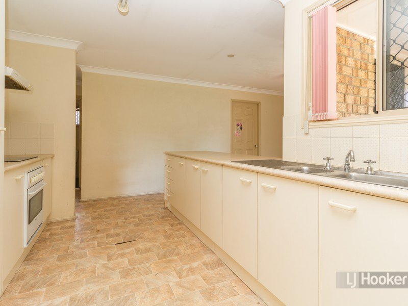 Photo - 27 Kao Street, Marsden QLD 4132 - Image 2