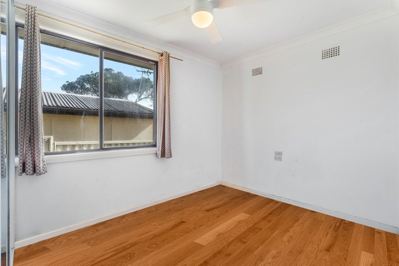 Photo - 27 Karoola Street, Busby NSW 2168 - Image 5