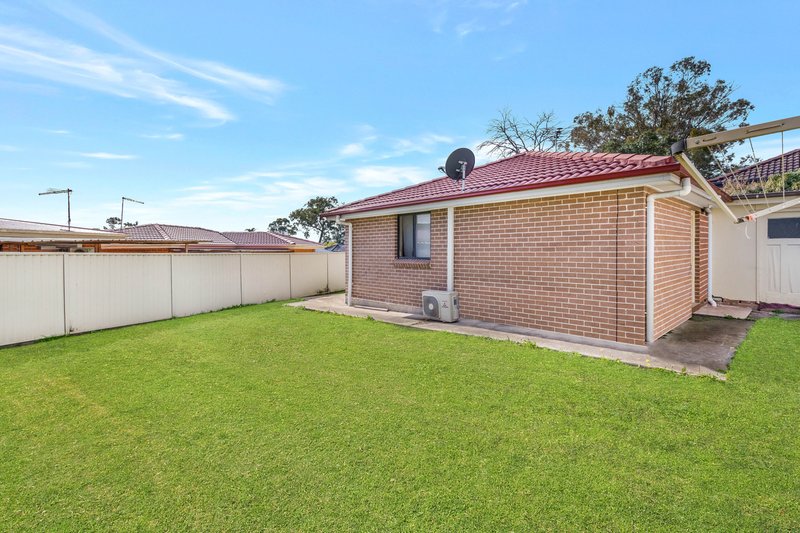 Photo - 27 Karoola Street, Busby NSW 2168 - Image 15