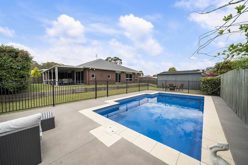 Photo - 27 Kennard Street, Westbrook QLD 4350 - Image 2