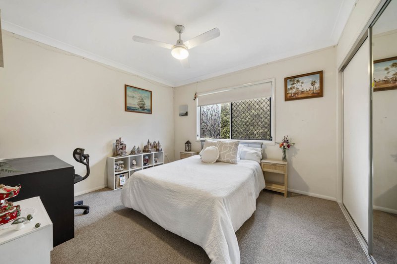 Photo - 27 Kennard Street, Westbrook QLD 4350 - Image 16