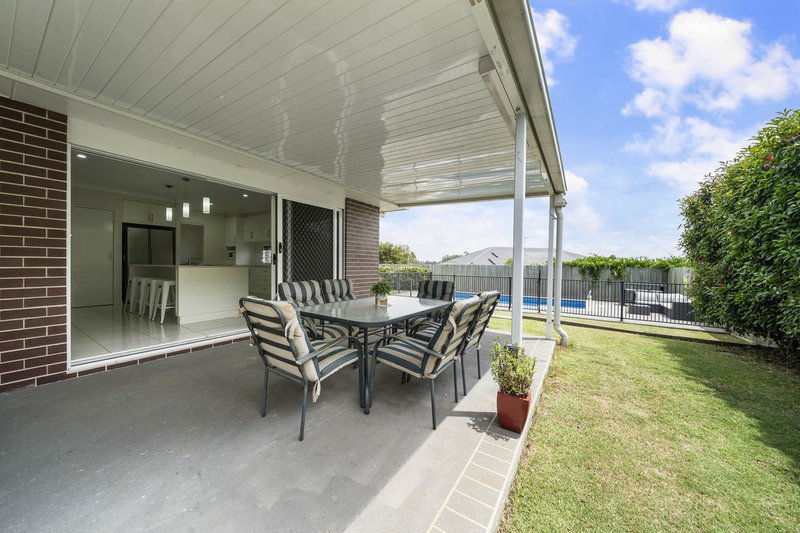 Photo - 27 Kennard Street, Westbrook QLD 4350 - Image 22