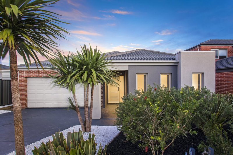 27 Kensley Circuit, Craigieburn VIC 3064