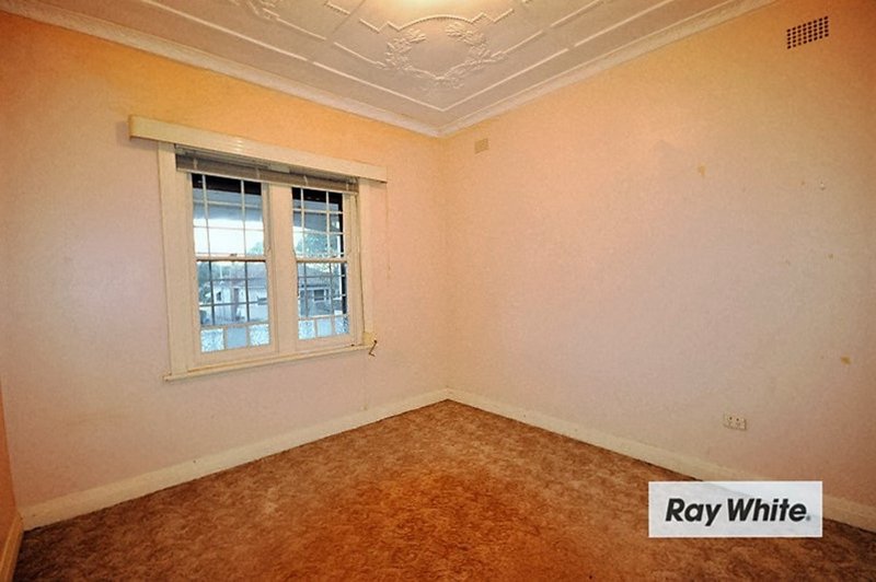 Photo - 27 Kent Street, Regents Park NSW 2143 - Image 5