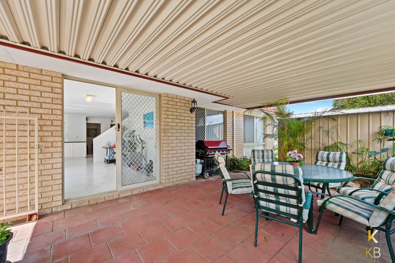 Photo - 27 Kentia Cl , Warnbro WA 6169 - Image 26