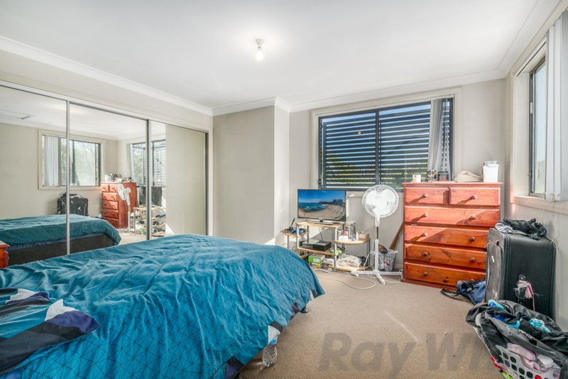 Photo - 27 Kestrel Circuit, Shortland NSW 2307 - Image 6