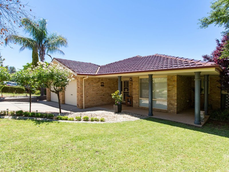 27 Kimberley Drive, Tatton NSW 2650