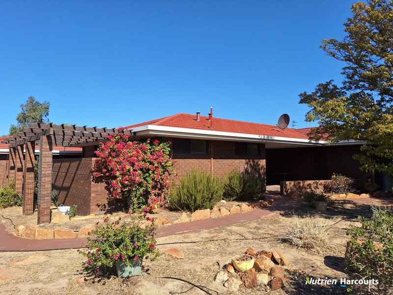 27 King Street, Kellerberrin WA 6410