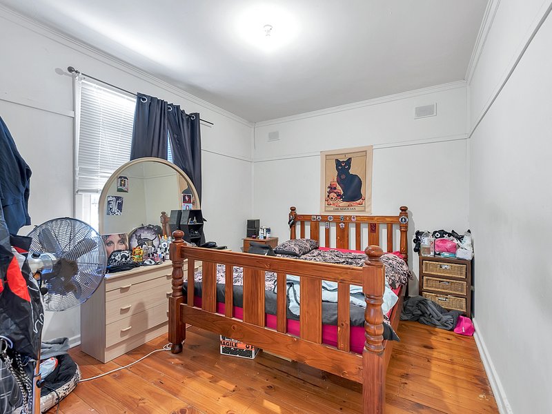 Photo - 27 Kingsbury Street, Davoren Park SA 5113 - Image 7