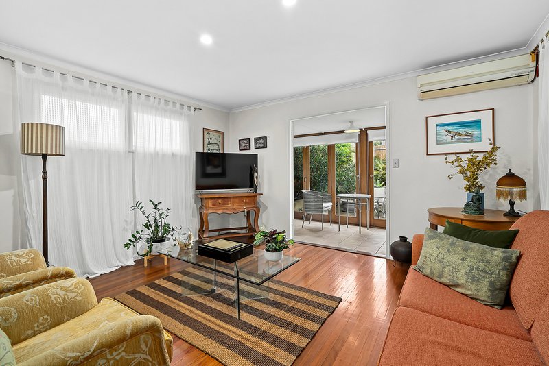 Photo - 27 Kingsbury Street, Norman Park QLD 4170 - Image 7