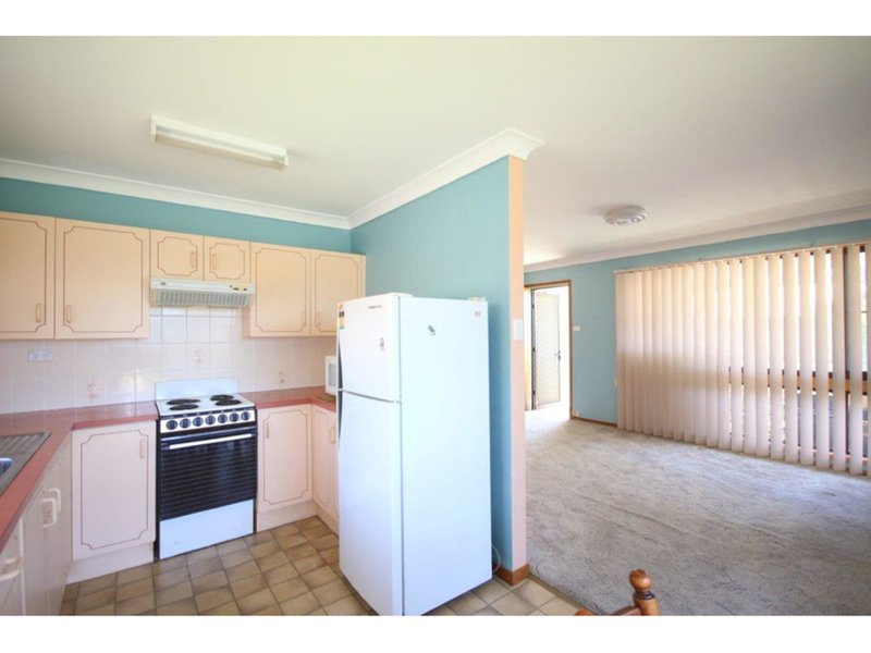 Photo - 27 Kingsford Smith Crescent, Sanctuary Point NSW 2540 - Image 6