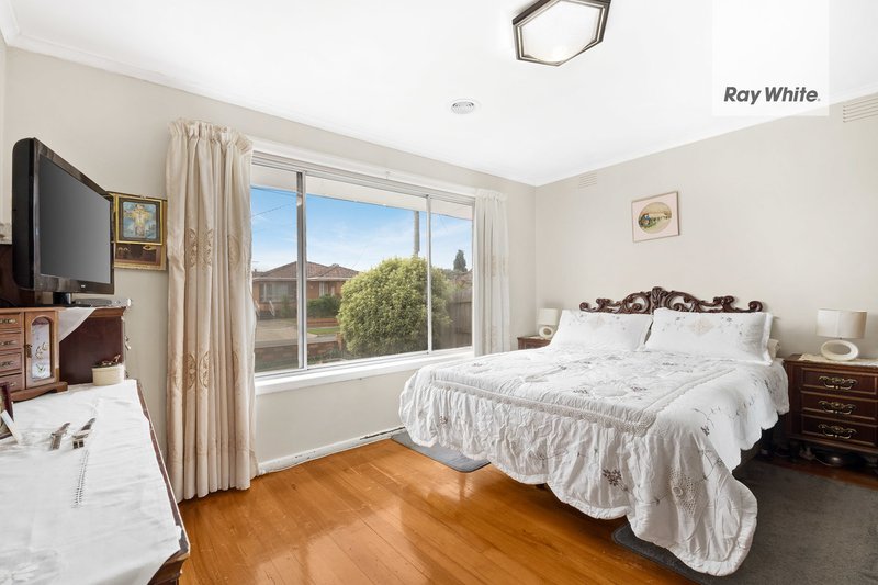 Photo - 27 Kingsford Street, Lalor VIC 3075 - Image 6