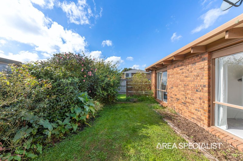 Photo - 27 Kingston Avenue, Pakenham VIC 3810 - Image 26