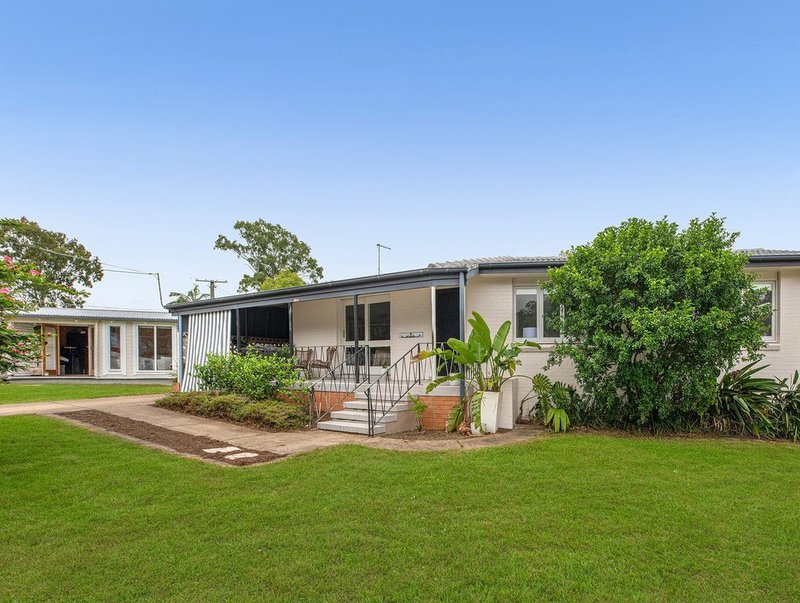 Photo - 27 Kingussie Street, Kenmore QLD 4069 - Image 1