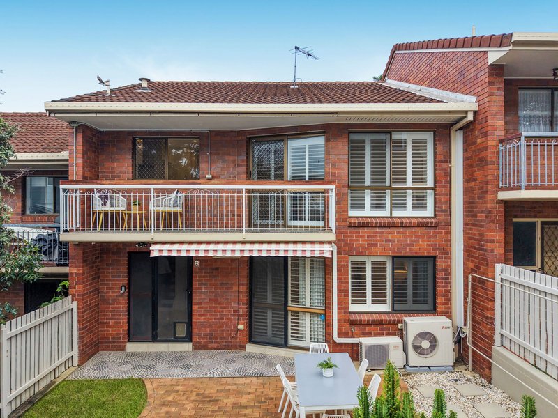 Photo - 2/7 Kinmond Avenue, Wavell Heights QLD 4012 - Image 1