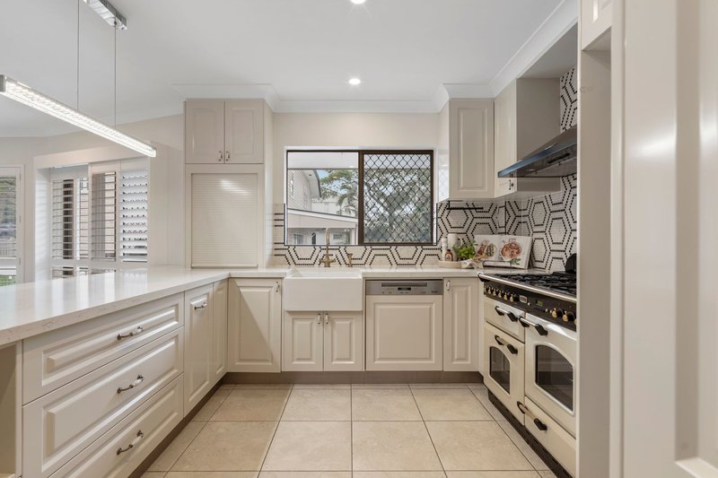 Photo - 2/7 Kinmond Avenue, Wavell Heights QLD 4012 - Image 4