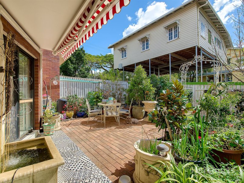 Photo - 2/7 Kinmond Avenue, Wavell Heights QLD 4012 - Image 15