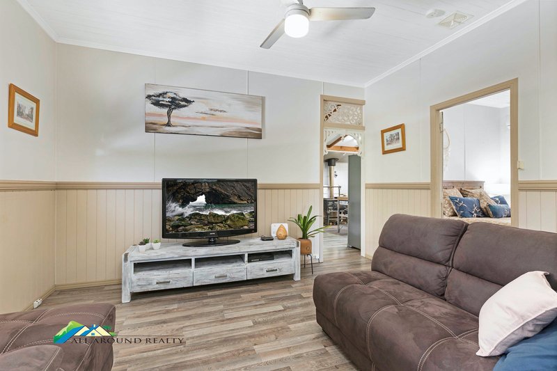 Photo - 27 Kirby Street, Woodford QLD 4514 - Image 7