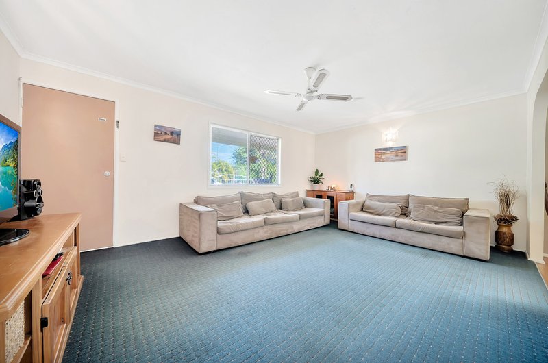 Photo - 27 Kyogle Street, Crestmead QLD 4132 - Image 5