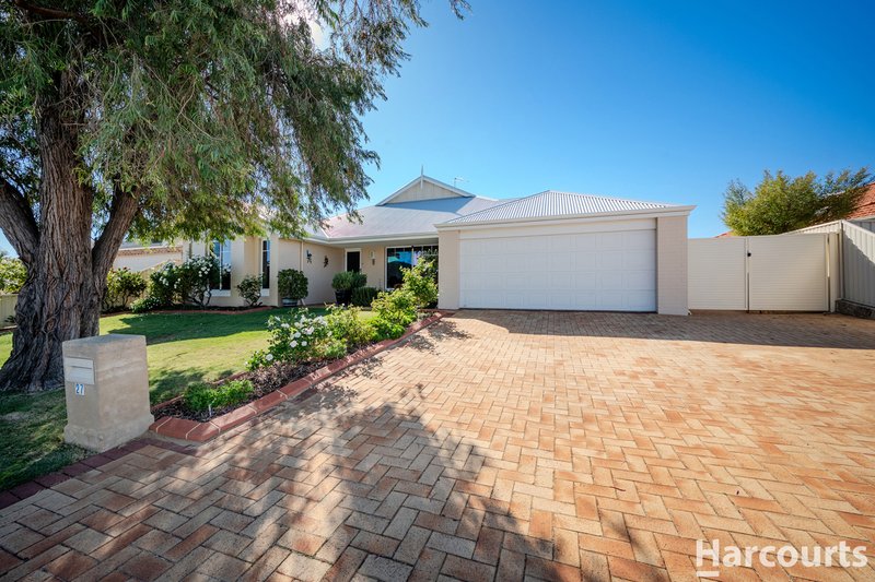 Photo - 27 Labianca Vista, Carramar WA 6031 - Image 2