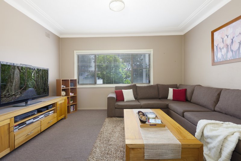 Photo - 27 Lackawanna Street, Cringila NSW 2502 - Image 4