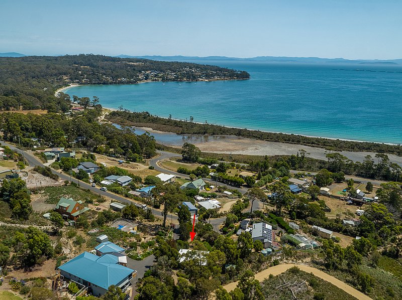 27 Lagoon Road, White Beach TAS 7184