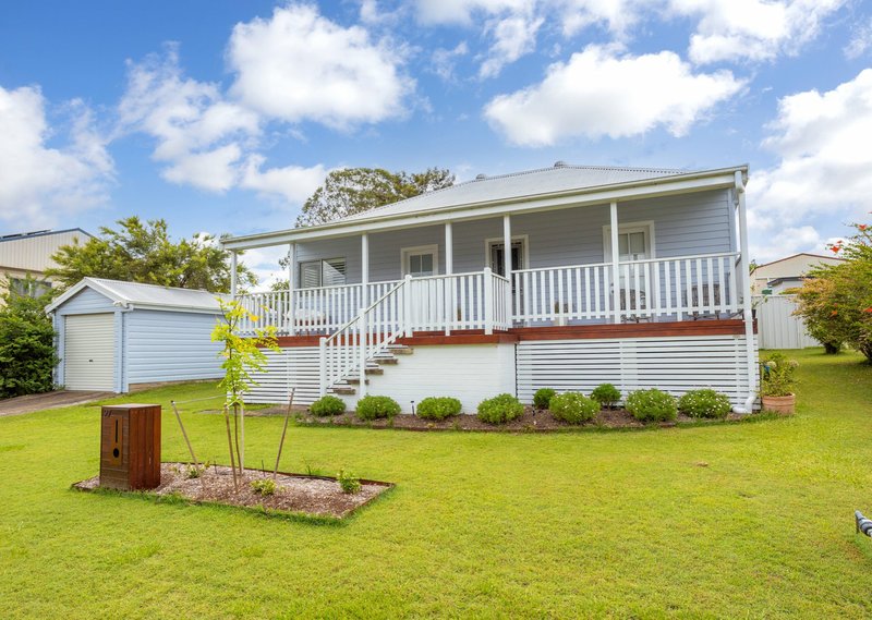 Photo - 27 Lambert Street, Wingham NSW 2429 - Image 3