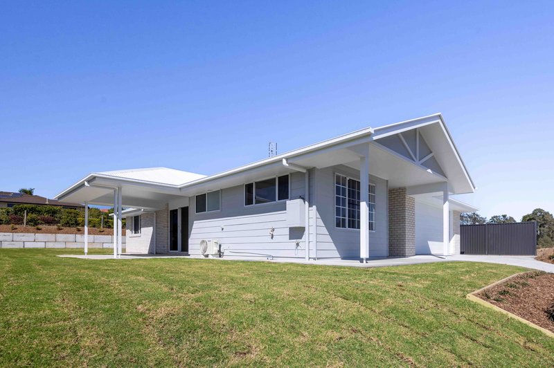 Photo - 27 Langara Drive, Southside QLD 4570 - Image 2