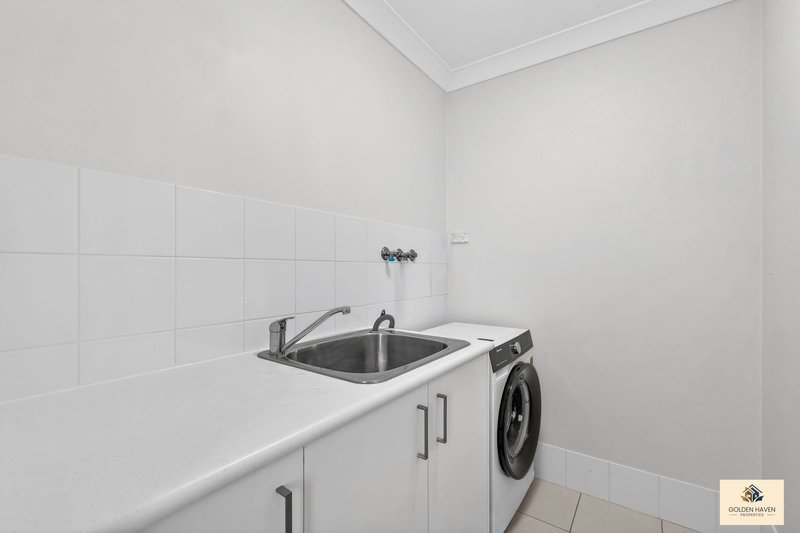 Photo - 27 Lansdown Crescent, Casey ACT 2913 - Image 22
