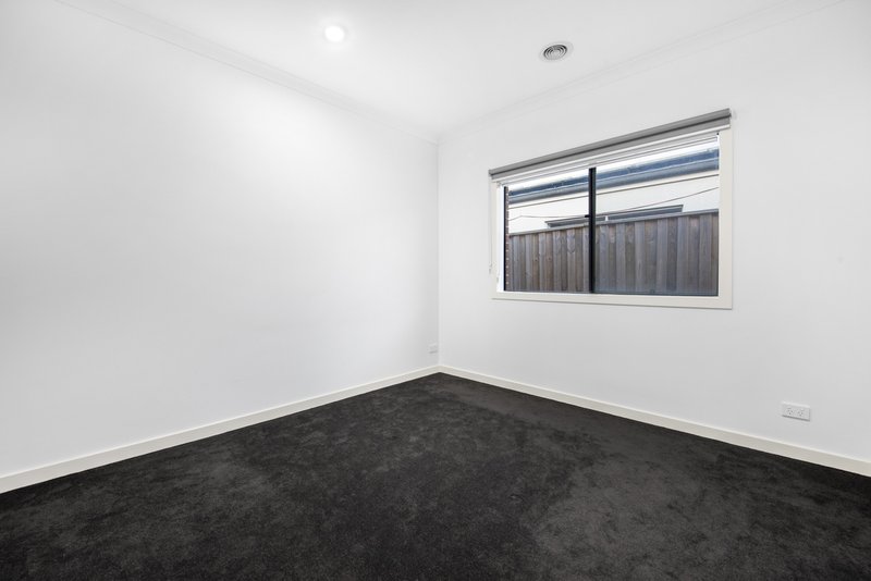 Photo - 27 Leeson Street, Officer South VIC 3809 - Image 12
