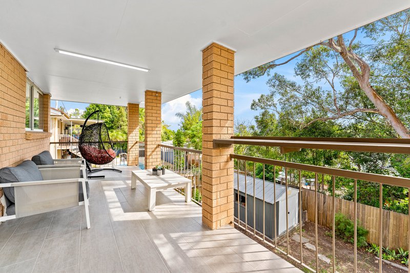 Photo - 27 Lenore Crescent, Springwood QLD 4127 - Image 12