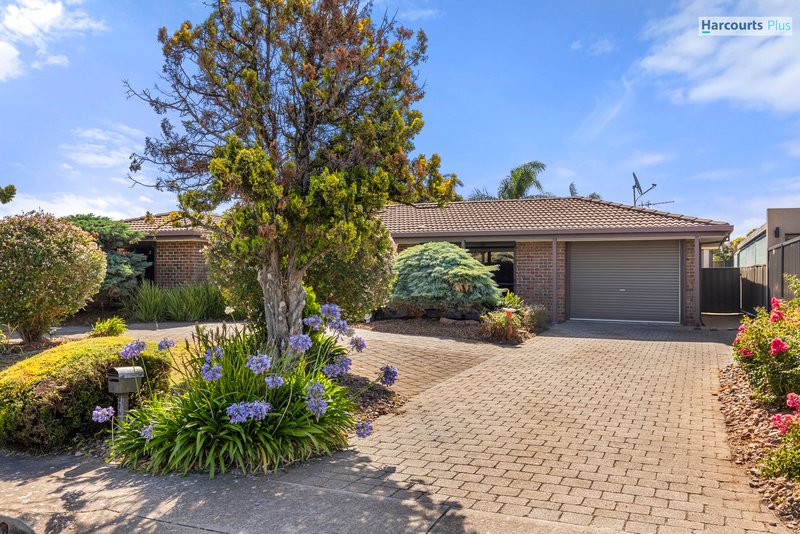 27 Lerunna Avenue, Hallett Cove SA 5158