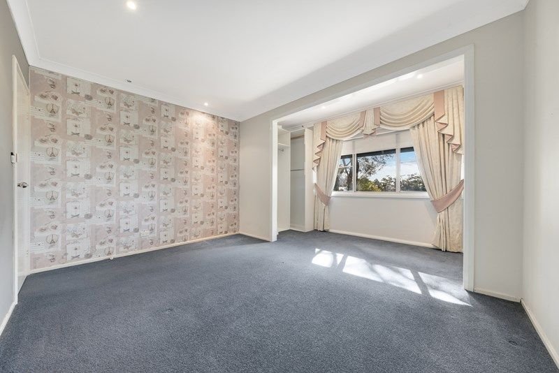 Photo - 27 Ligar Street, Hill Top NSW 2575 - Image 6