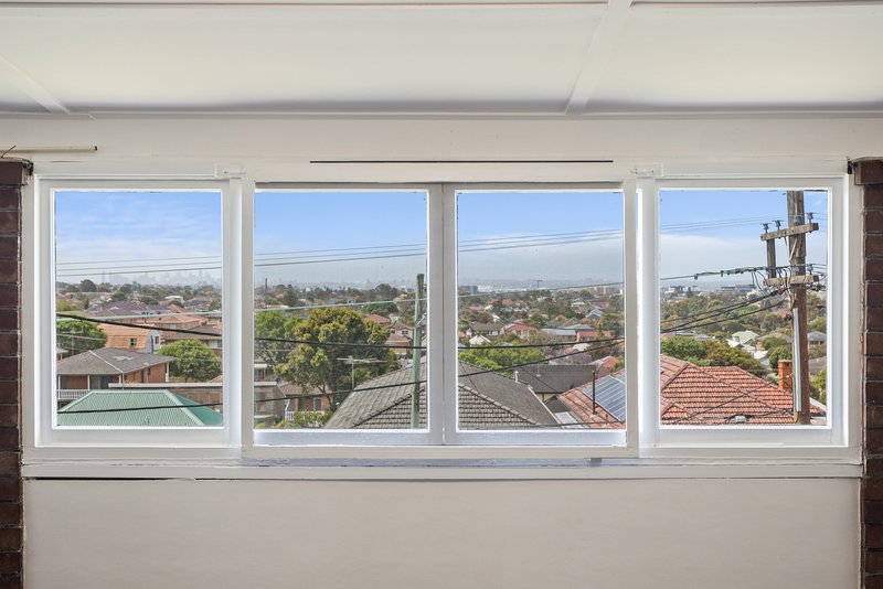 Photo - 27 Lily Street, Hurstville NSW 2220 - Image 4