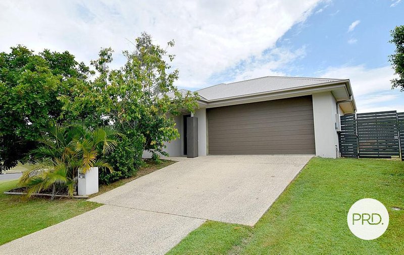 27 Lilyvale Esplanade, Boyne Island QLD 4680