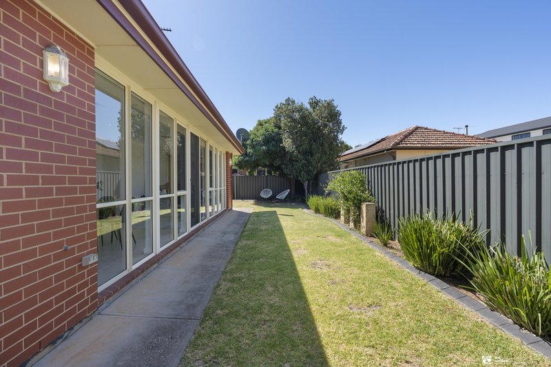 Photo - 27 Lincoln Avenue, Warradale SA 5046 - Image 13