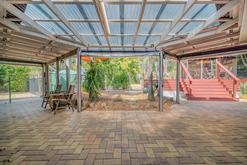 Photo - 27 Lindau Street, Edens Landing QLD 4207 - Image 17