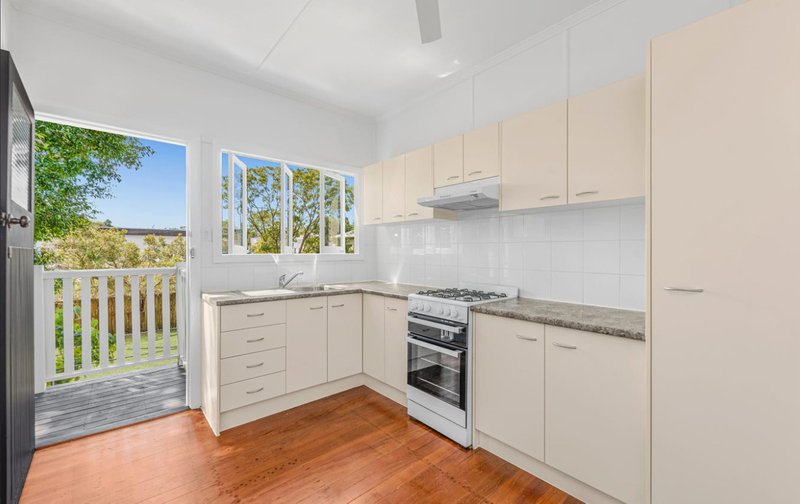 Photo - 2/7 Line Street, Woolloongabba QLD 4102 - Image 6