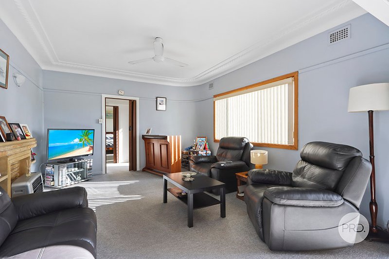 Photo - 27 Llewellyn Street, Oatley NSW 2223 - Image 7