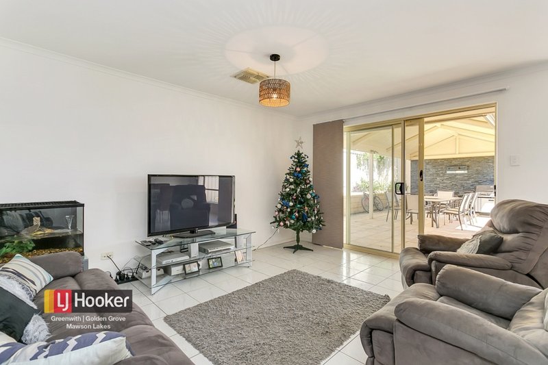 Photo - 27 Lochleven Avenue, Greenwith SA 5125 - Image 3