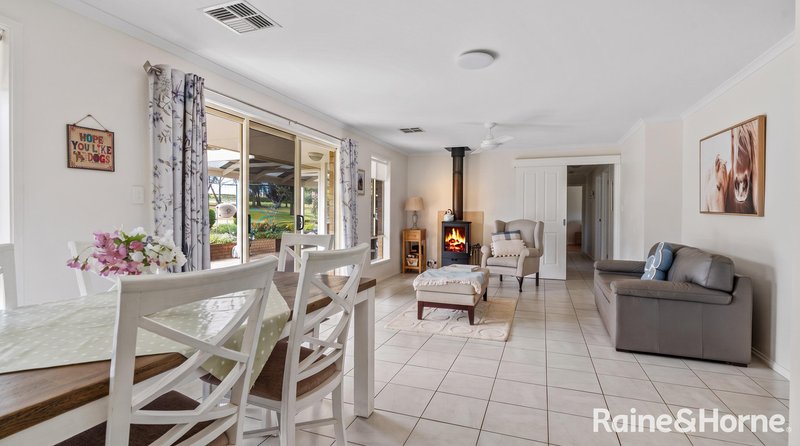 Photo - 27 Lockaba Drive, Strathalbyn SA 5255 - Image 7