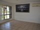 Photo - 27 Lockyer Place, Crestmead QLD 4132 - Image 5