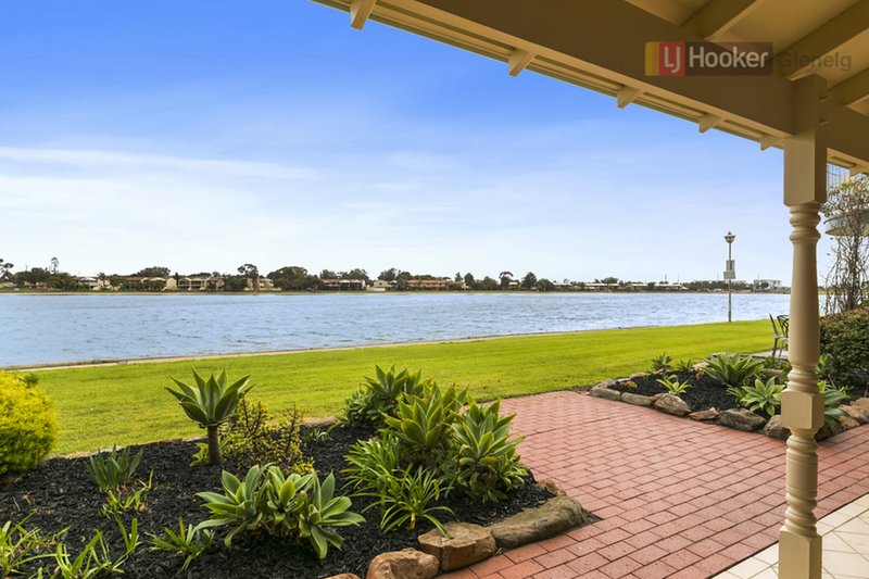 Photo - 27 Lord Hobart Way, West Lakes SA 5021 - Image 2