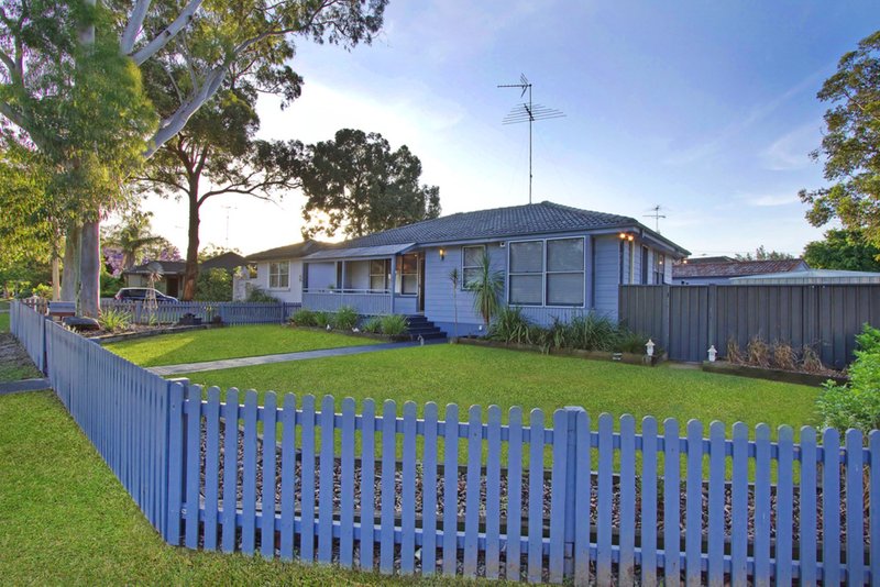 27 Luttrell Street, Richmond NSW 2753