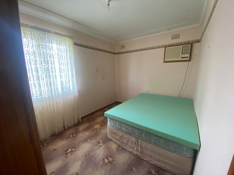 Photo - 27 Lyndley Street, Busby NSW 2168 - Image 7