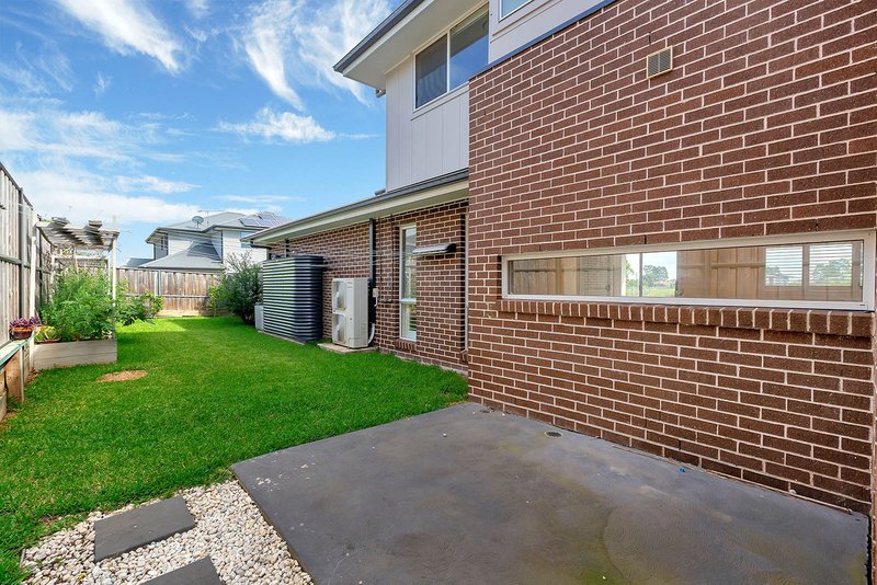 Photo - 27 Lyrebird Crescent, The Ponds NSW 2769 - Image 14