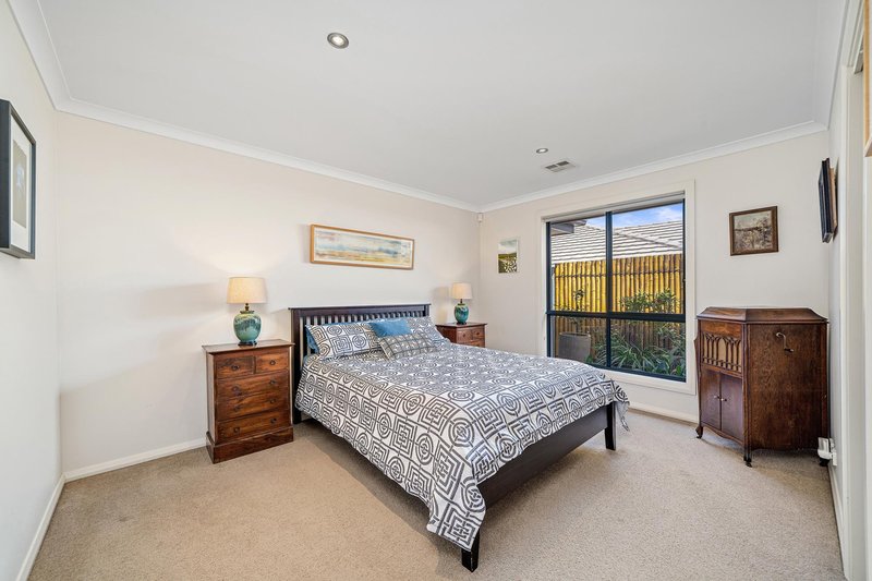 Photo - 27 Macandie Street, Casey ACT 2913 - Image 16