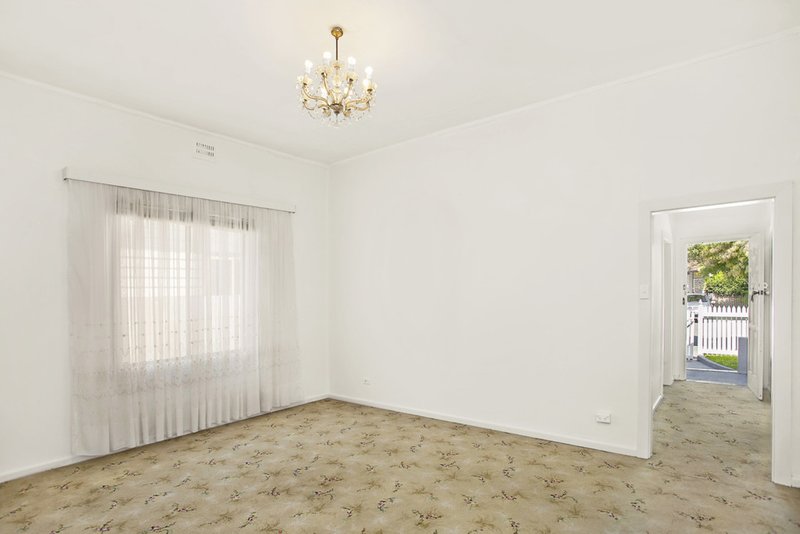 Photo - 27 Malakoff Street, Marrickville NSW 2204 - Image 3