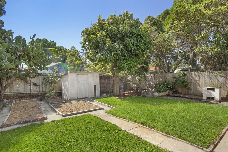 Photo - 27 Malakoff Street, Marrickville NSW 2204 - Image 4