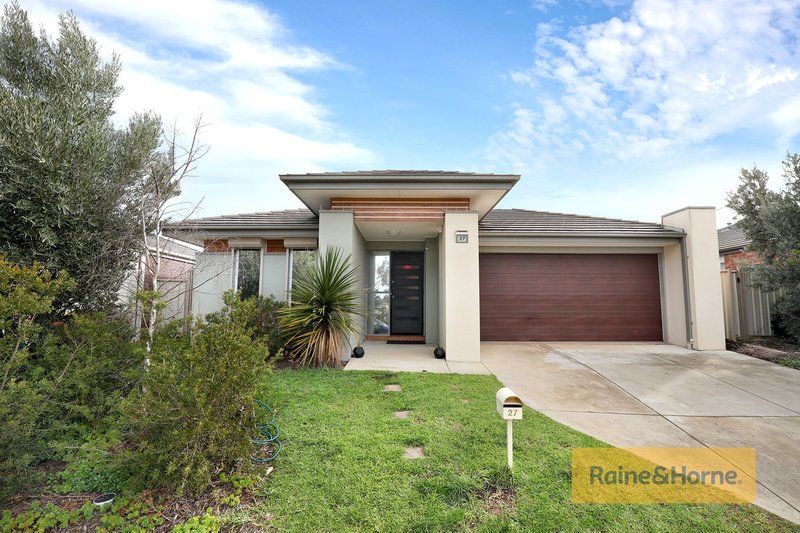 27 Mallow Street, Brookfield VIC 3338